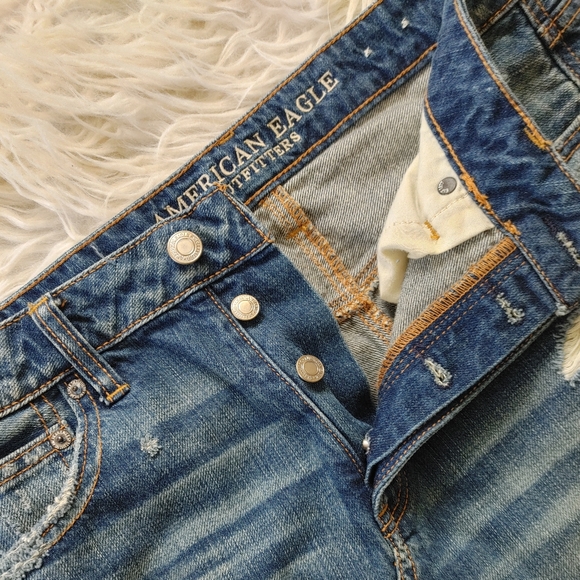 American Eagle Distressed Denim Skirt - Picture 2 of 5